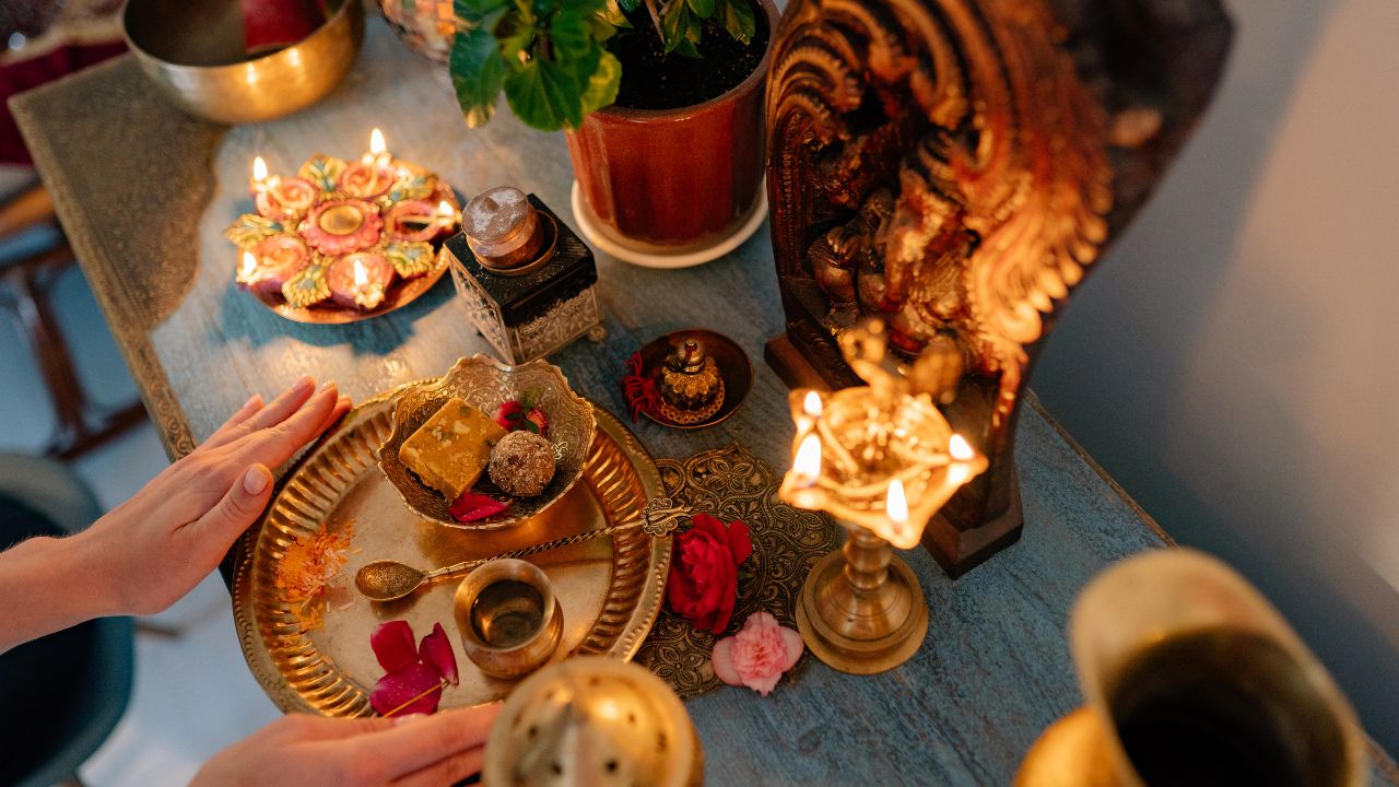 Best Griha Pravesh Puja Panditji in Dadri